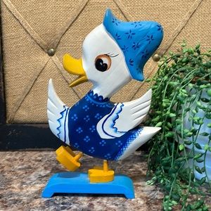 Wooden duck figurine